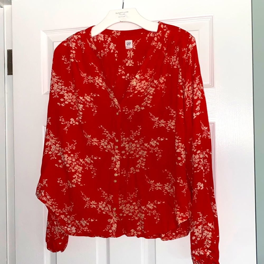 GAP Floral Print button down blouse